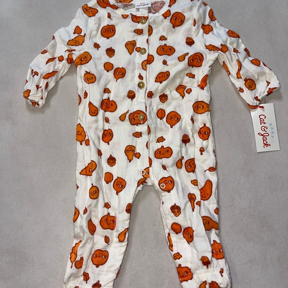 Cat & Jack White and Orange Pumpkin Print One-Piece Bodysuit